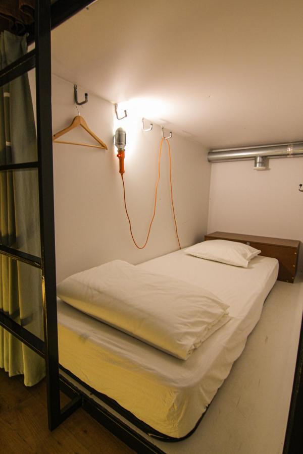 Lx Hostel Лиссабон Экстерьер фото